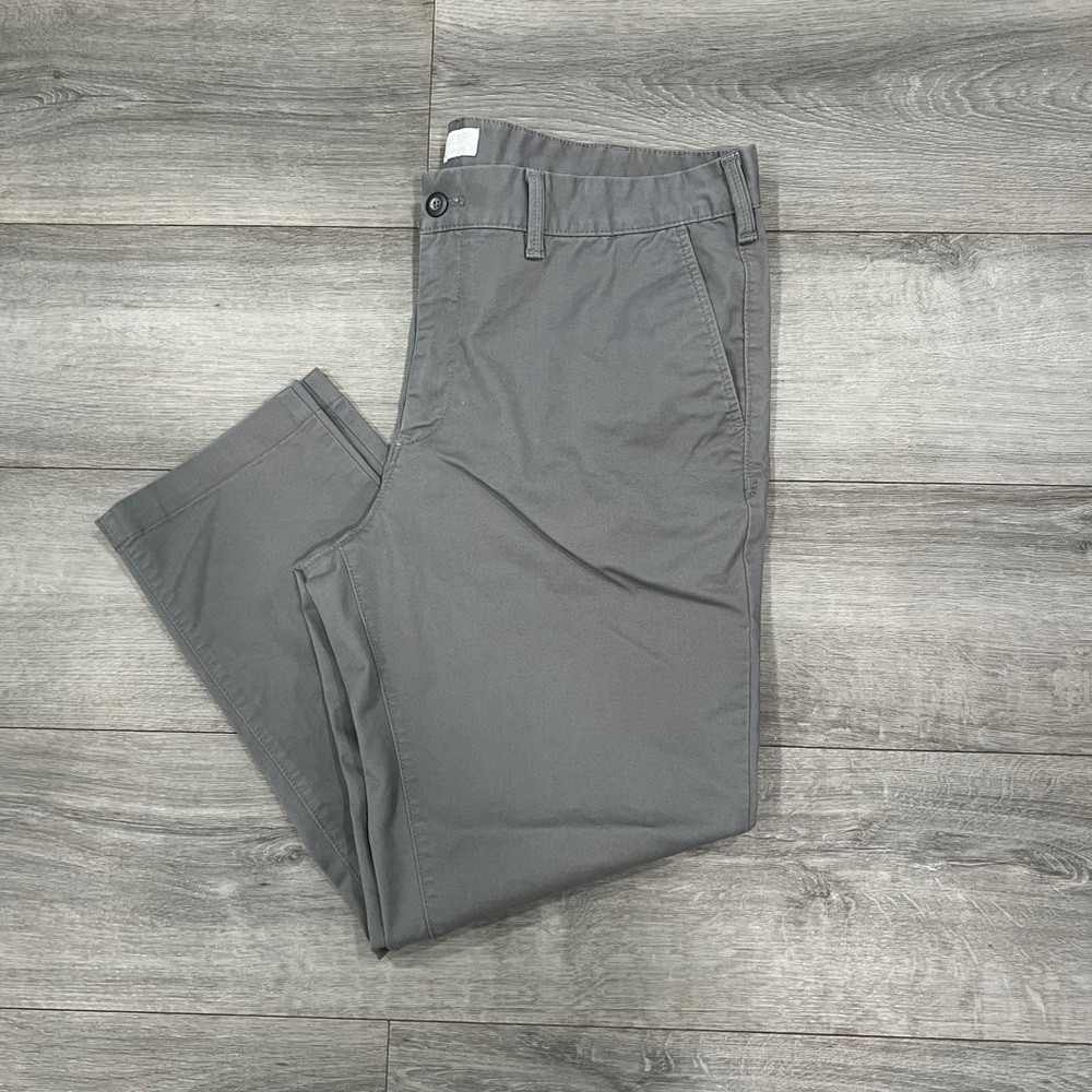 Express Men's Charcoal Chino Pants